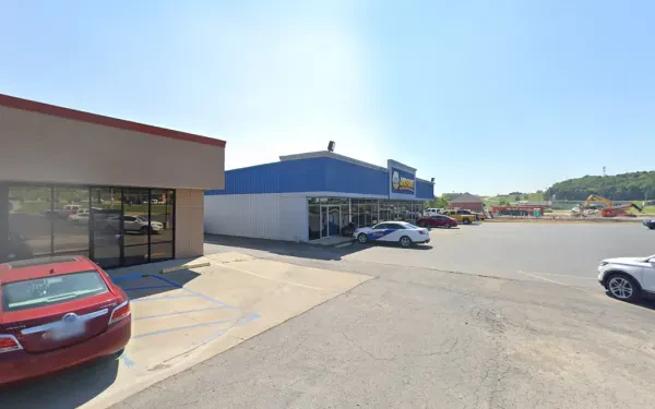 NAPA Auto Parts - Auto Parts - Warsaw - photo 4