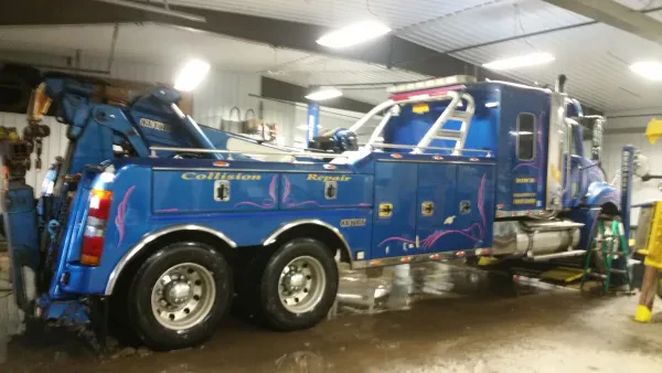 Ron's Body & Paint - photo 4