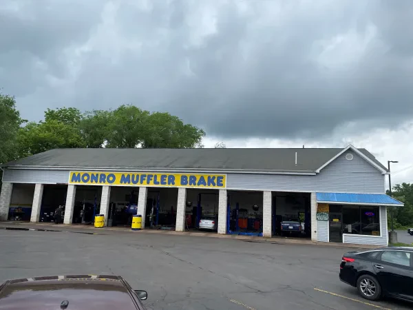 Monro Auto Service and Tire Centers - photo 2