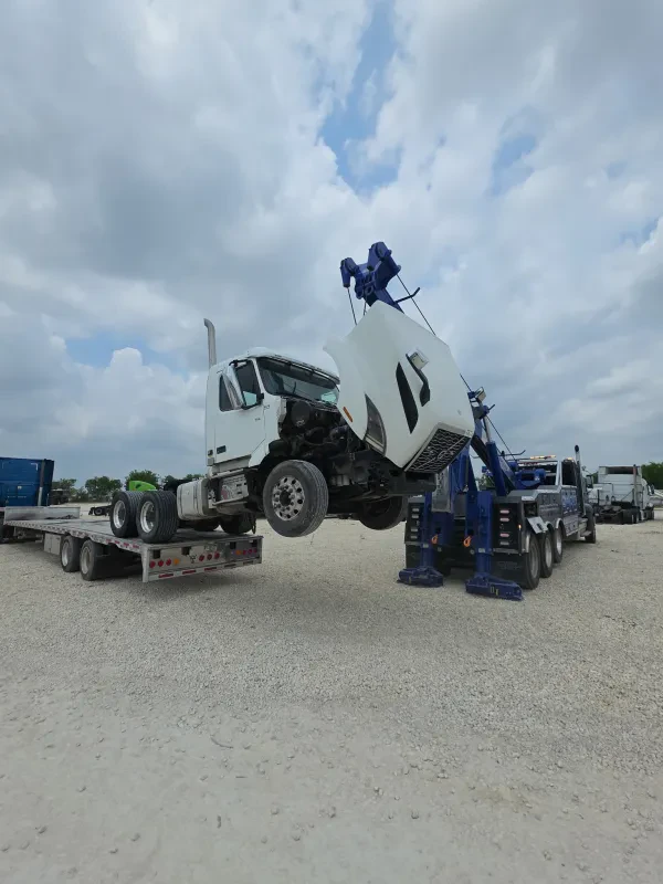 Benchmark Towing Systems - Heavy Duty Towing & Recovery - photo 2