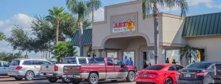 Art's Trucks & Equipment