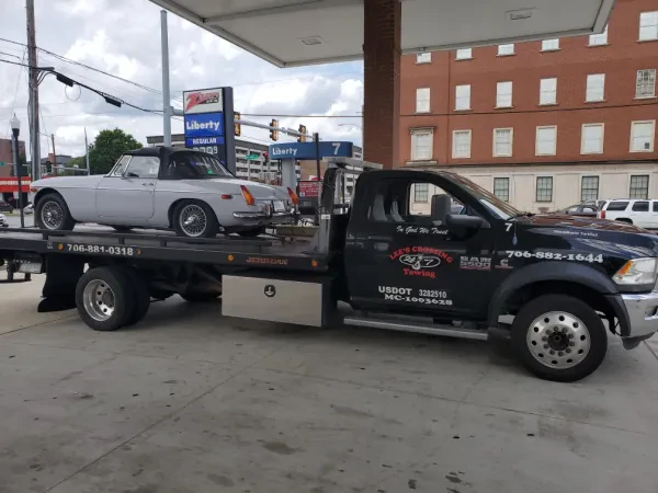 Lees Crossing Towing LLC - photo 2