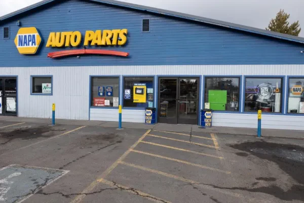 NAPA Auto Parts - La Pine Auto Supply - photo 2