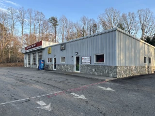 DK Hardee Express Oil, Auto, & Tire - Elkin