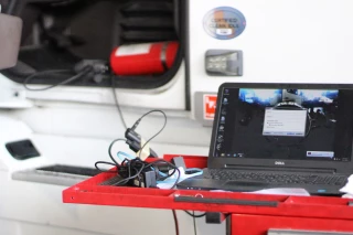 Commercial Truck Service, Truck Repair - TruckMax Service Department