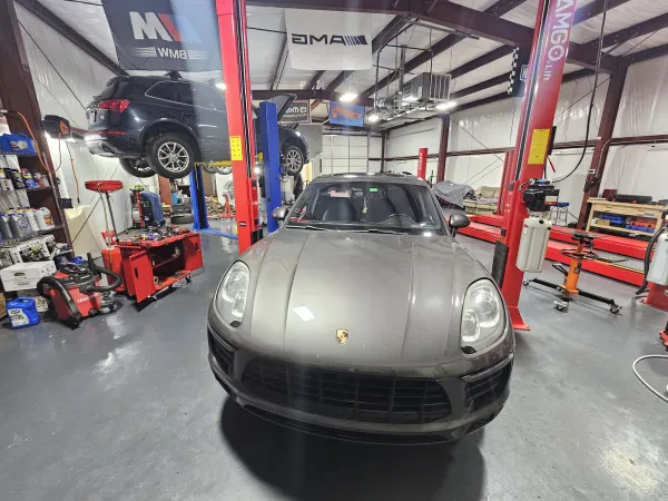 Tip-Top Auto Repair - photo 4