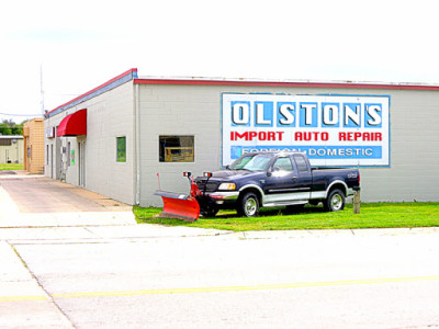 Olston's Import Auto Repair JunkYard in Lincoln (NE) - photo 2