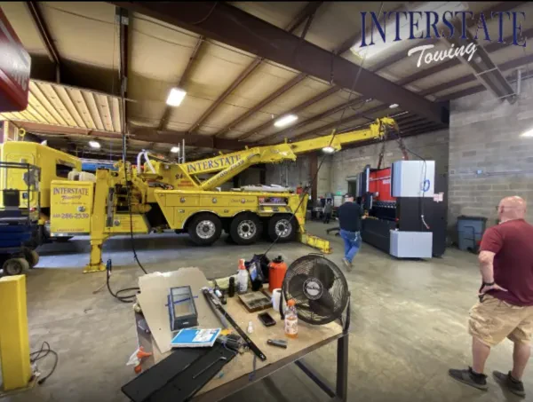 Interstate Heavy Duty Towing & Semi Truck Towing Service - photo 2