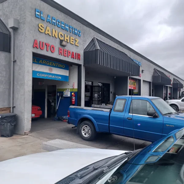 El Argentino Sanchez Auto Repair - photo 4