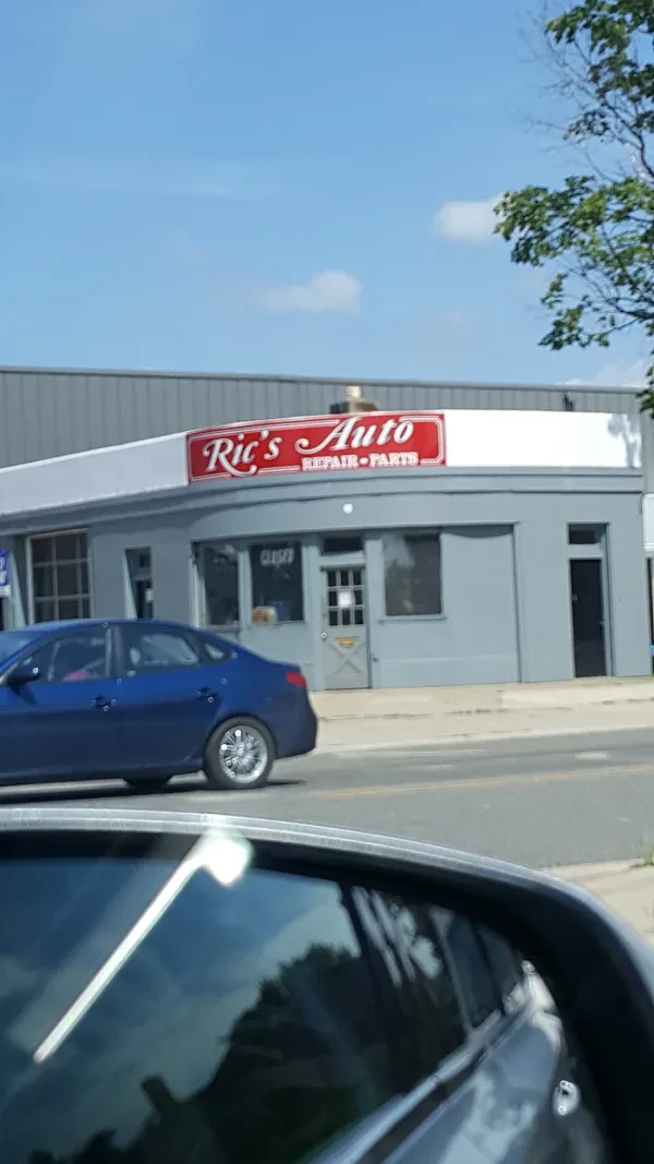 Ric's Auto - photo 4