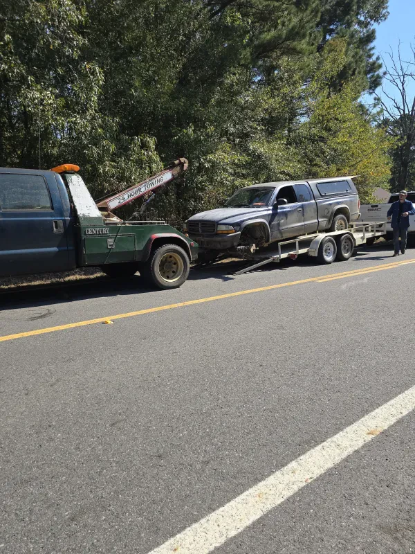 Caveman towing and recovery - photo 2