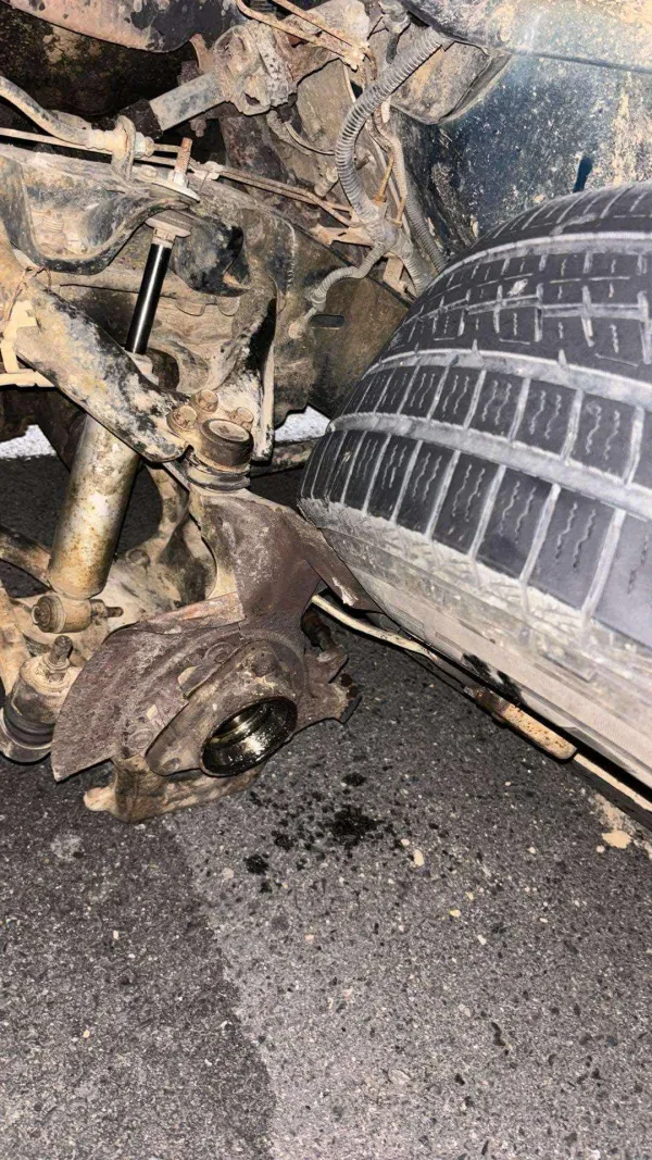 Caveman towing and recovery - photo 4