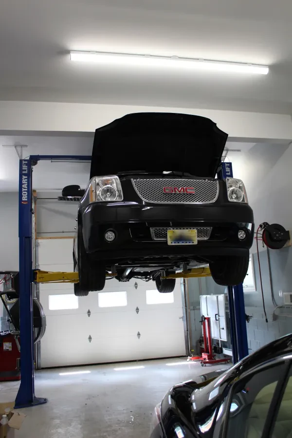 Frank's Auto Repair & Auto Body, Inc. - photo 3