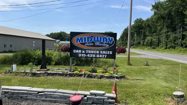 Midway Auto Brokers - photo 2