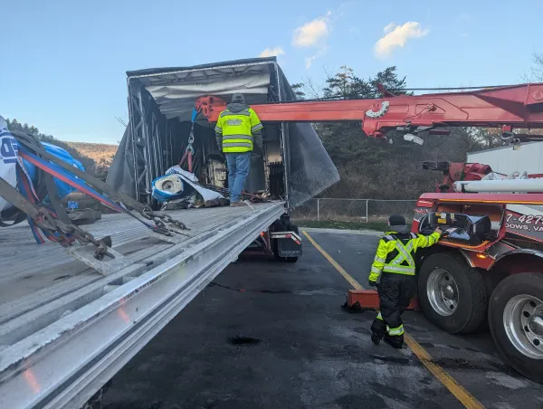 Complete Towing & Recovery Inc. - photo 3