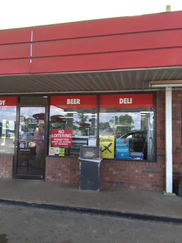 Y Camp Truck Stop - photo 2