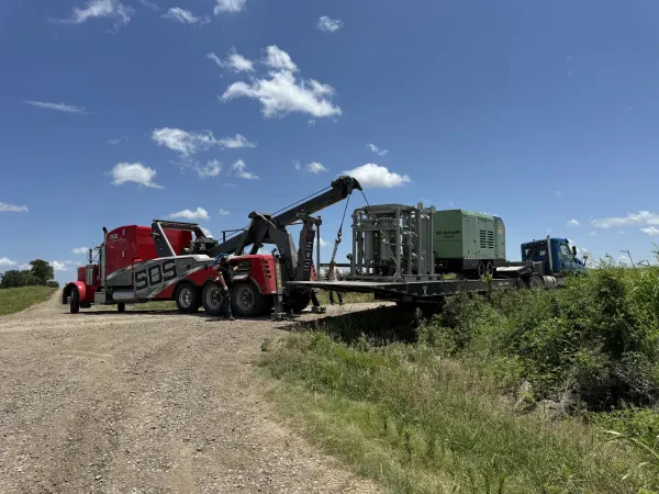 SOS Towing and Recovery - photo 3
