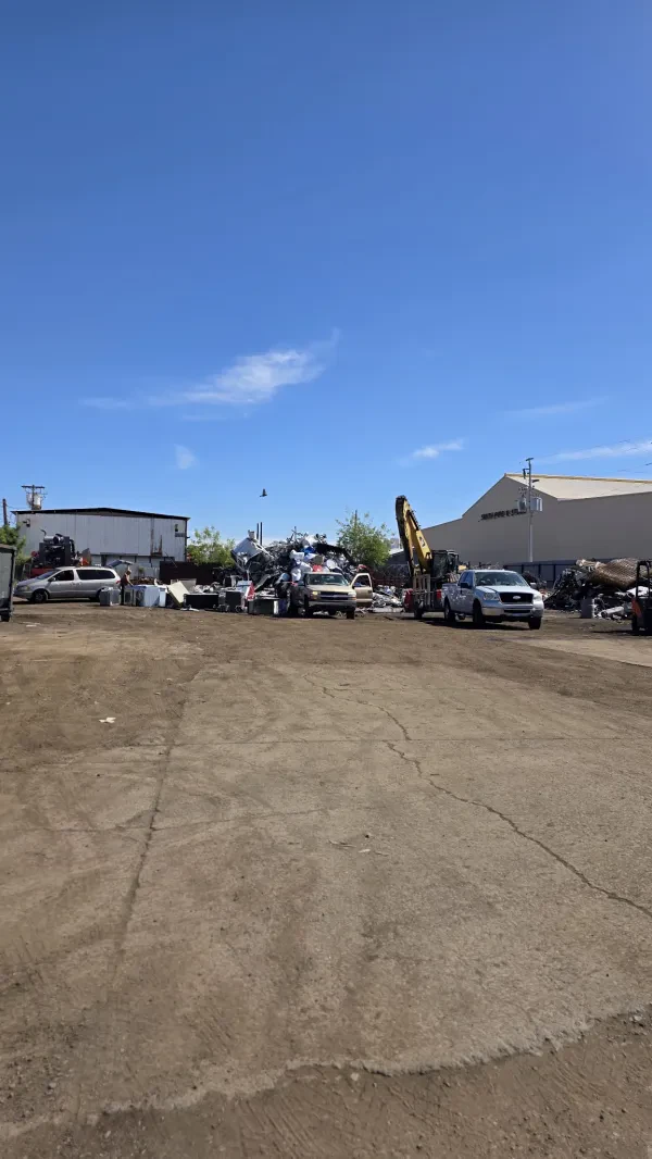 All Metal Buys Scrap 19th Avenue - photo 2