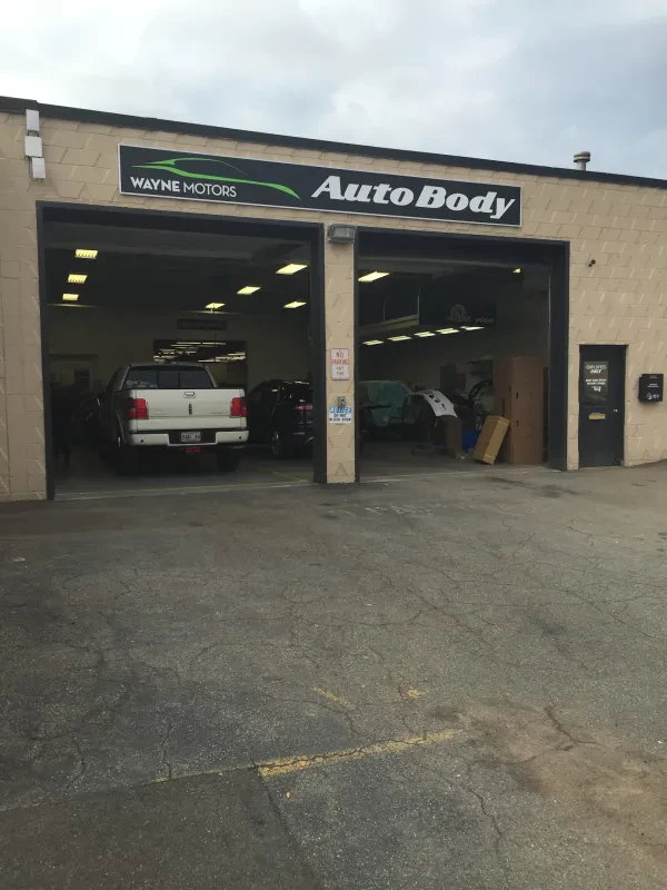 Wayne Motors Auto Body - photo 4