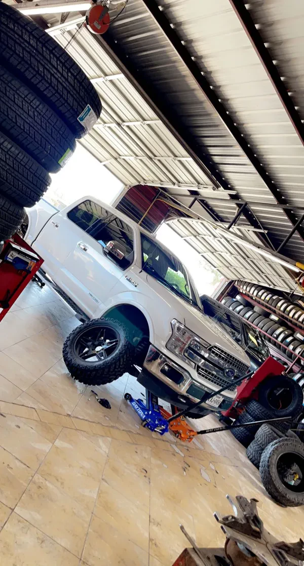 Chris Garcia Tire Shop and Towing - photo 3