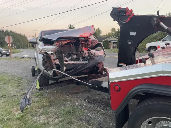 Towing Seattle WA (Roadside Champion Towing) - photo 2