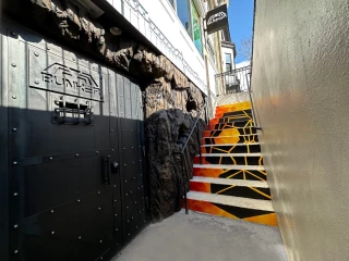 BUNKER