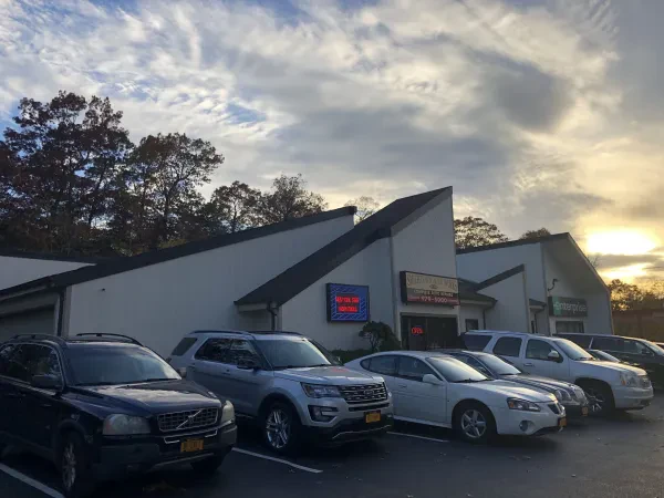Smithtown Auto Works - photo 4