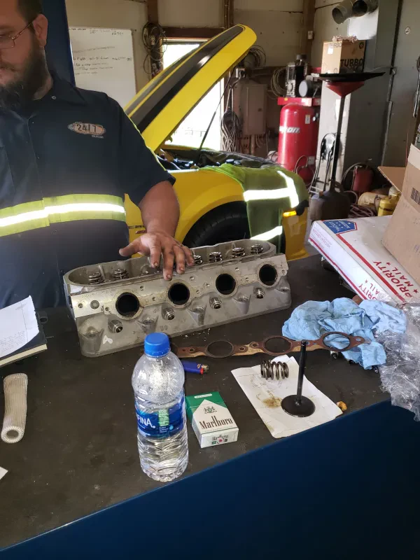 24/7 Towing and Repair Shop - photo 4