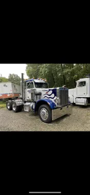 Collins Auto Paint & Body Towing and Hydraulics