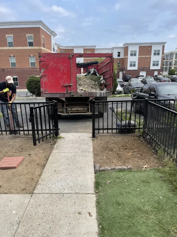 D&K Dump Ur Junk Removal Service - photo 4