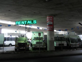 DTLA TRUCKS CENTER