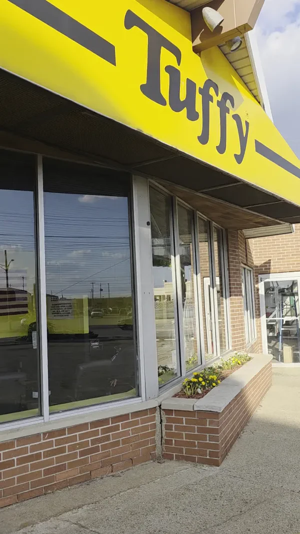 Tuffy Tire & Auto Service Center - North Lansing - Frandor - photo 2