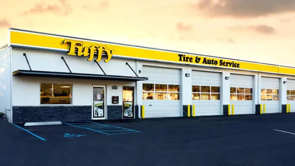 Tuffy Tire & Auto Service Center - North Lansing - Frandor - photo 3