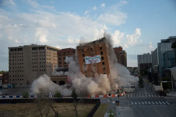 Midwest Wrecking Co - photo 3