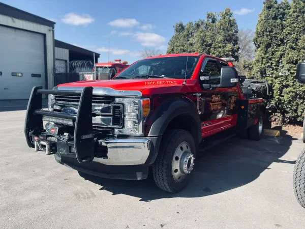 Red's Towing & Crane Service - photo 2