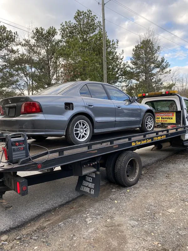 Henderson Towing - We buy Junk cars - photo 3