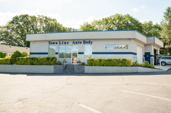 Town Line Auto Body - photo 2