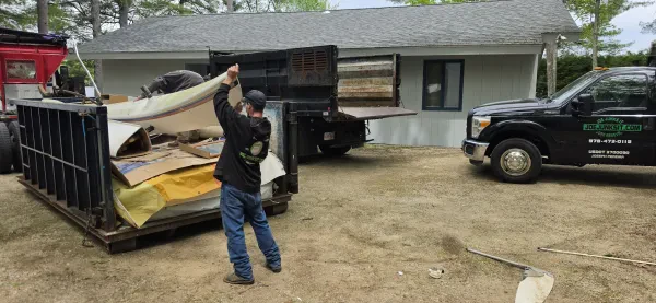Joe Junk's It Junk removal & Demolition - photo 3