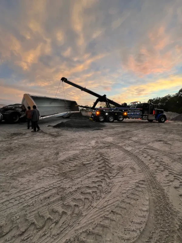 TEE HILL TOWING - photo 3