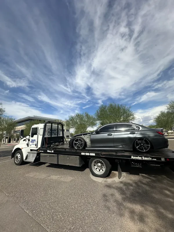 Apache Sands Towing - photo 4