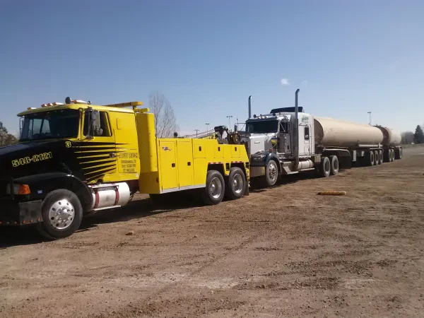 A Tow Truck - photo 4