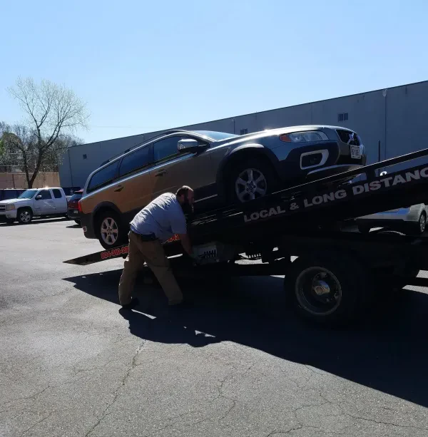 J&R Towing and Recovery - photo 4