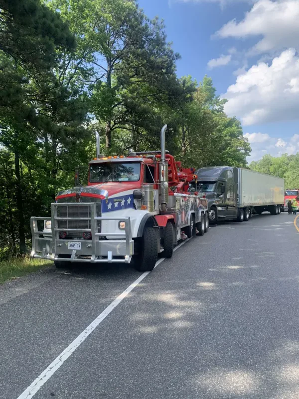 L L Carter Towing & Recovery - photo 4