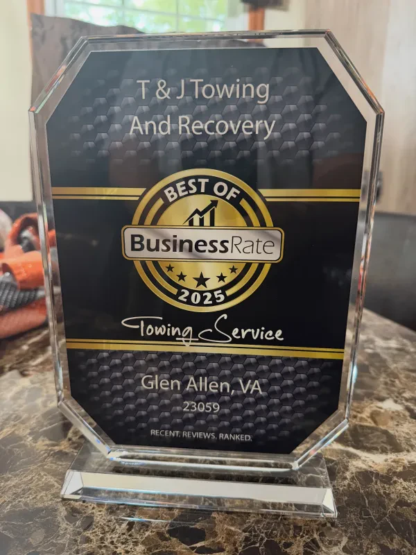 T & J Towing and Recovery - photo 4