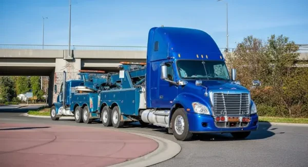 Texans Crown Towing - Heavy Duty & Recovery - photo 4