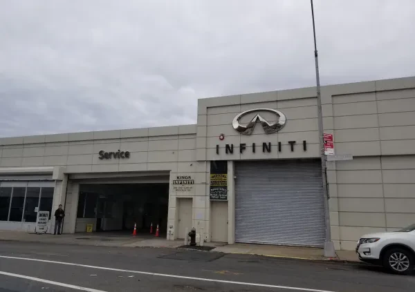 Kings INFINITI Service Center - photo 2