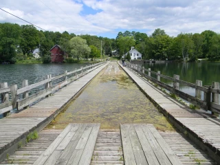 Brookfield Floating Bridge