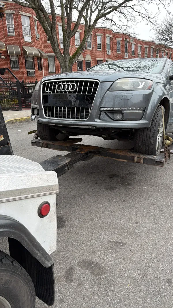 S & J Towing - photo 4