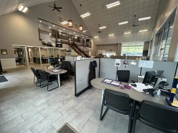 Stephens Auto Center Ford - photo 2