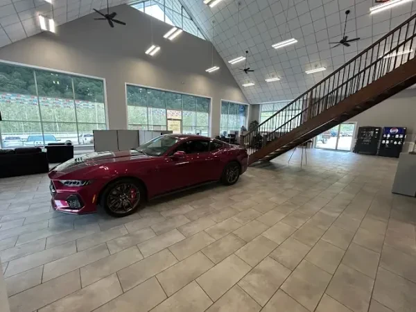 Stephens Auto Center Ford - photo 4